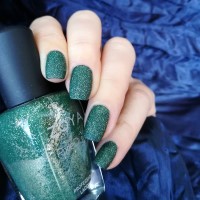 zoya nail polish and instagram gallery image 10